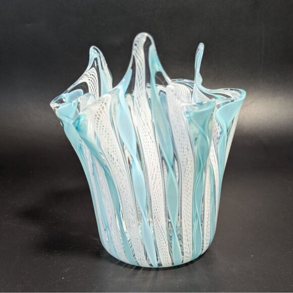 Murano Glass Handkerchief Vase Blue White Swirl Pattern Vintage - Picture 2 of 16